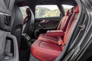 Audi S4 Avant TDI 2020 года  (WW)